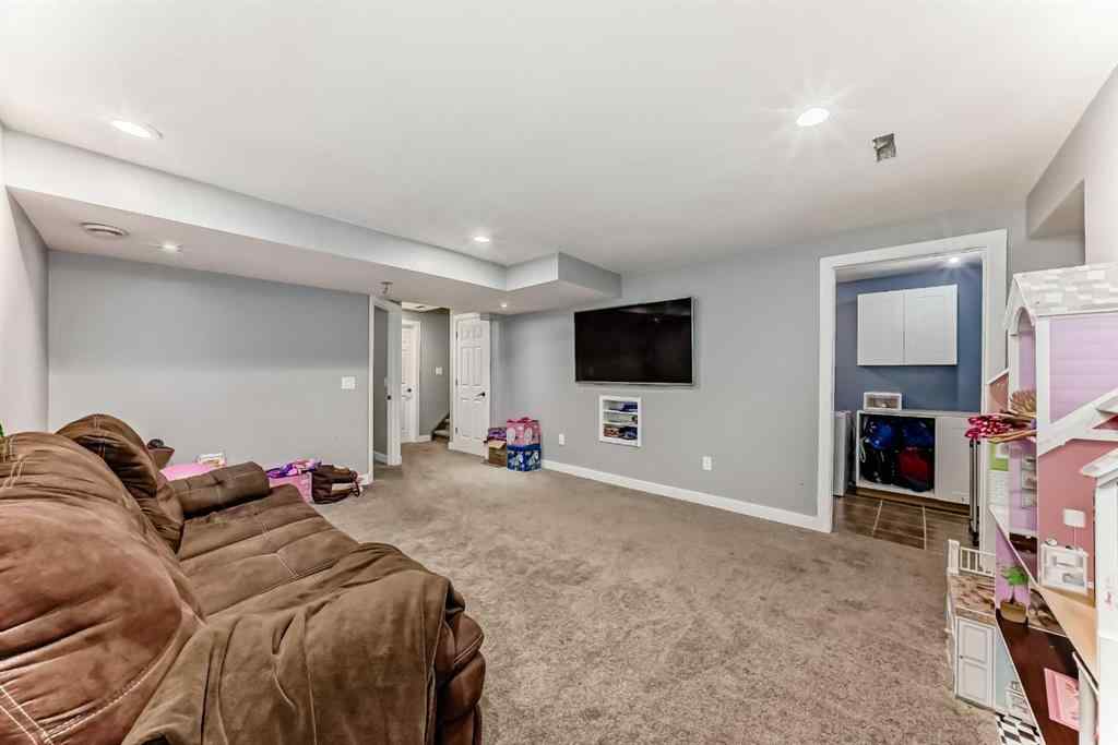 MLS® A2236788 - 47 Bridlecrest Boulevard SW in Bridlewood Calgary, Residential