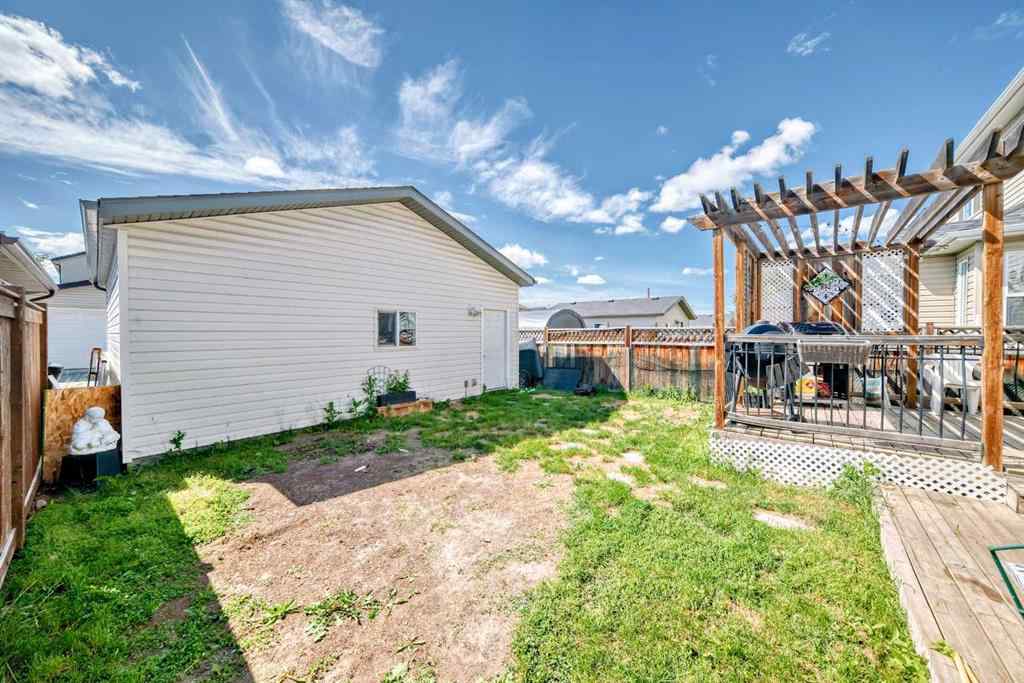 MLS® A2236788 - 47 Bridlecrest Boulevard SW in Bridlewood Calgary, Residential