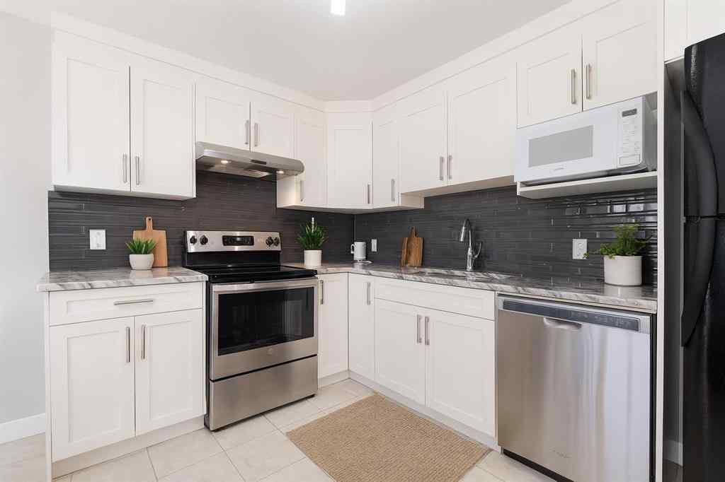 MLS® A2236797 - 2438 Baysprings Link  in Baysprings Airdrie, Residential