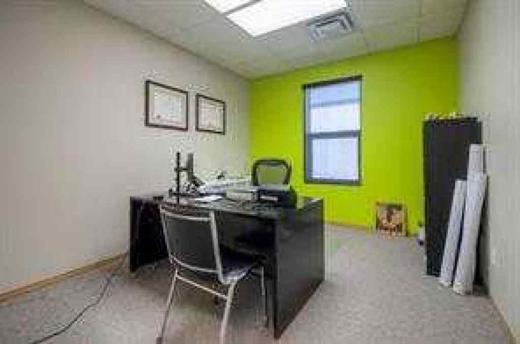 MLS® A2236808 - 413 3 Avenue N in NONE Vauxhall, Commercial