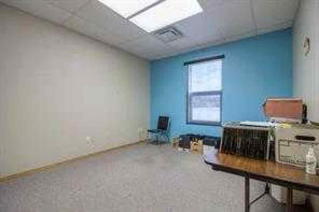 MLS® A2236808 - 413 3 Avenue N in NONE Vauxhall, Commercial