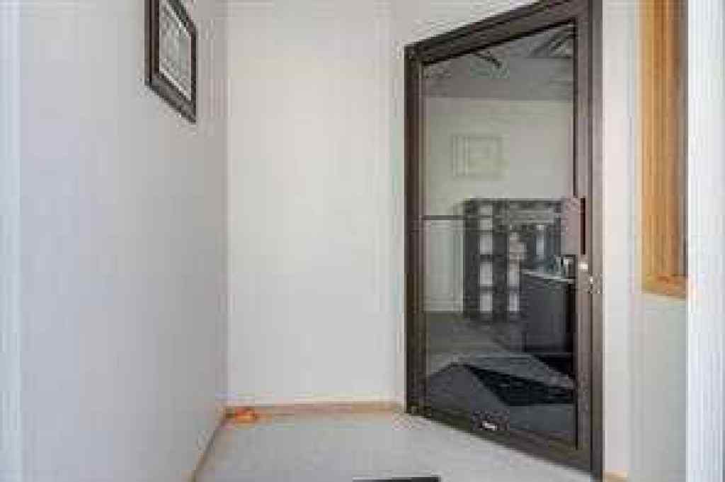 MLS® A2236808 - 413 3 Avenue N in NONE Vauxhall, Commercial