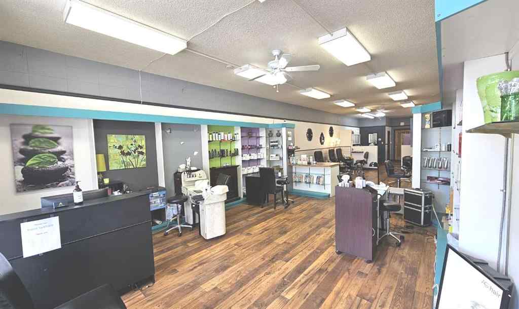 MLS® A2236814 - 724 23 Street N in NONE Rural Lethbridge County, Commercial