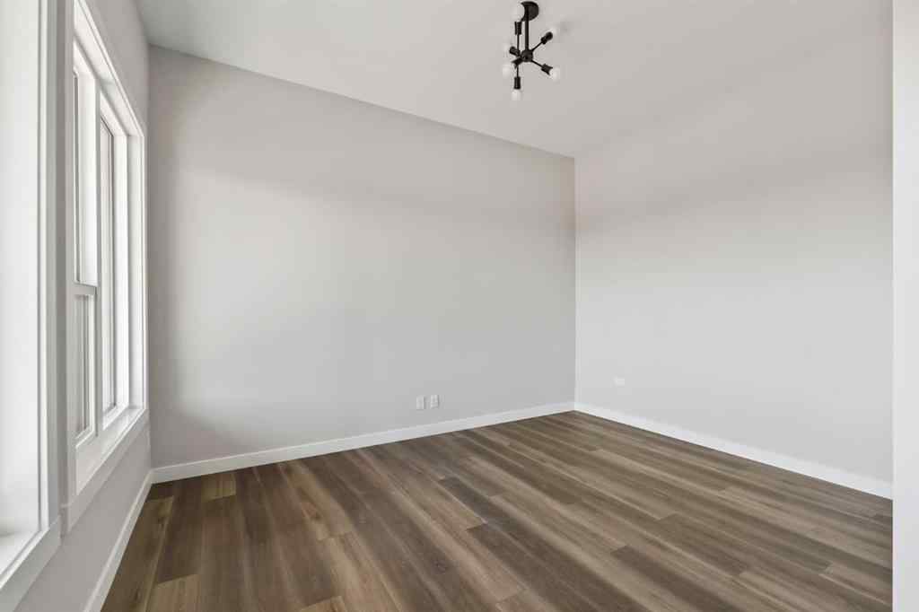 MLS® A2236816 - 415 Sovereign Common SW in Shaganappi Calgary, Residential