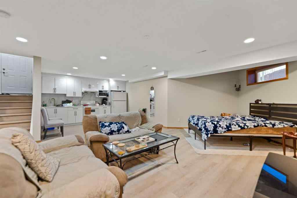 MLS® A2236823 - 7 Country Hills Park NW in Country Hills Calgary, Residential