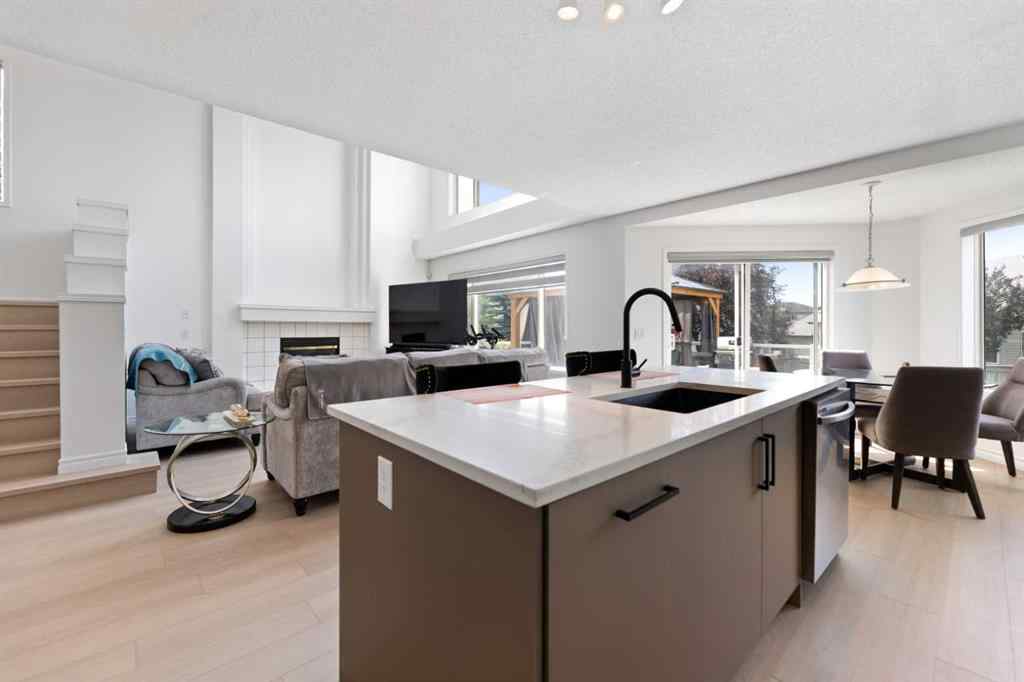 MLS® A2236823 - 7 Country Hills Park NW in Country Hills Calgary, Residential
