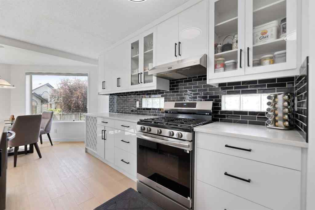 MLS® A2236823 - 7 Country Hills Park NW in Country Hills Calgary, Residential
