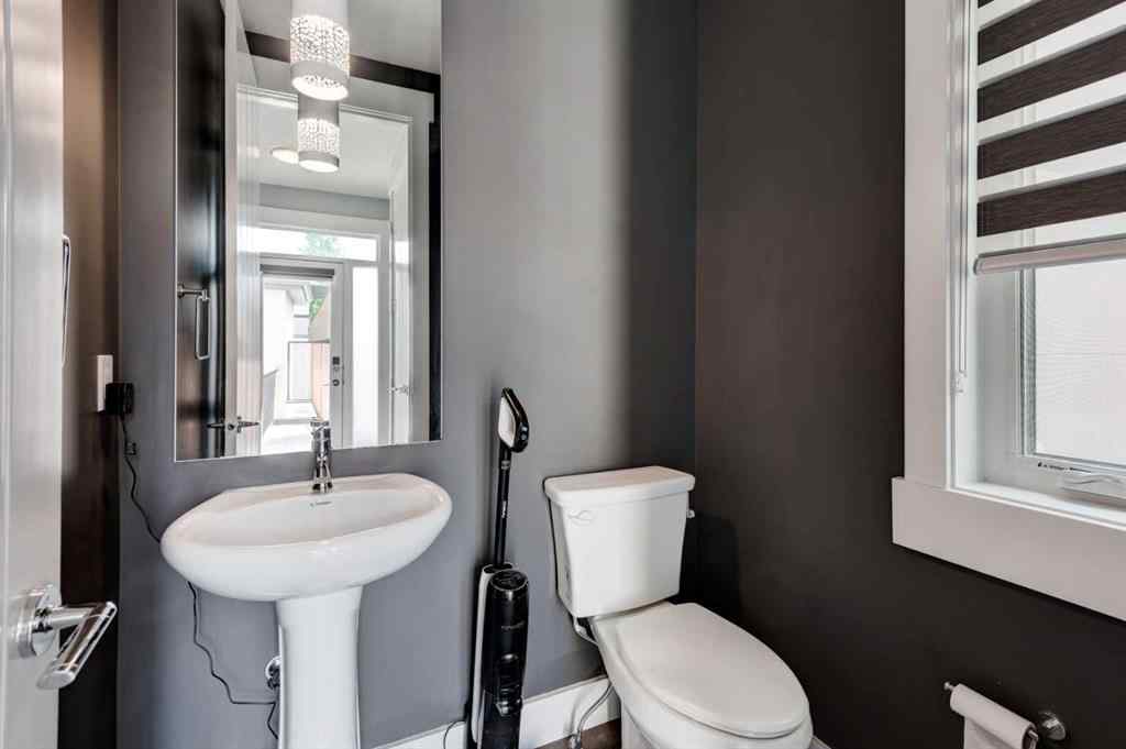MLS® A2236832 - 112 Burma Star Road SW in Currie Barracks Calgary, Residential