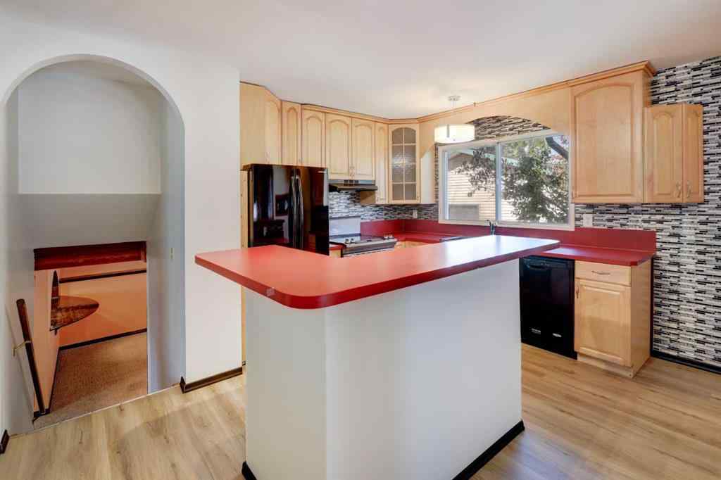 MLS® A2236834 - 355 Pinewind Road NE in Pineridge Calgary, Residential