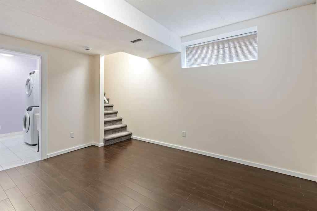 MLS® A2236839 - 2092 New Brighton Park SE in New Brighton Calgary, Residential