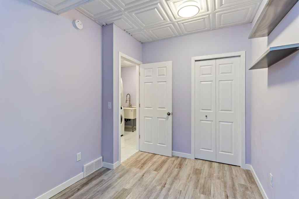 MLS® A2236839 - 2092 New Brighton Park SE in New Brighton Calgary, Residential