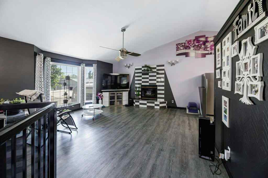 MLS® A2236843 - 5473 52 Avenue  in Downtown Lacombe Lacombe, Residential