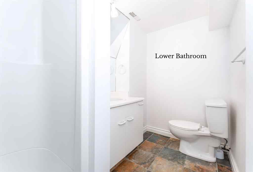 MLS® A2236866 - 4 Woodside Lane  in Lions Park Canmore, Residential