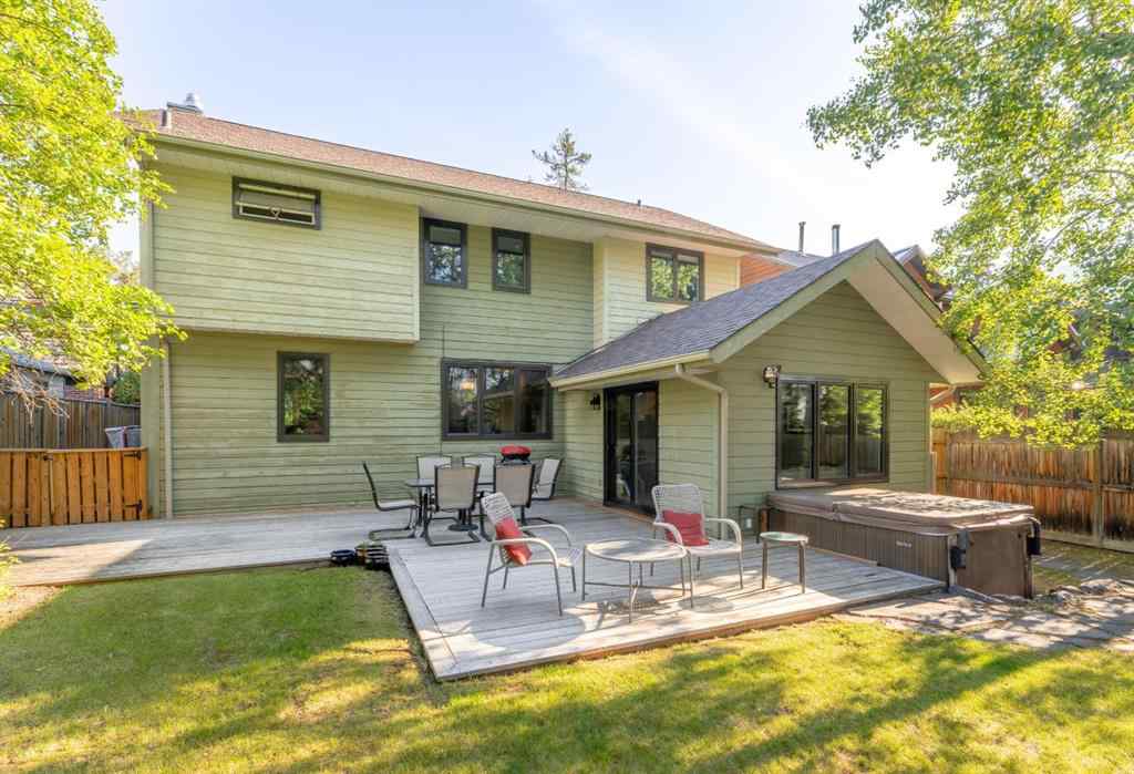 MLS® A2236866 - 4 Woodside Lane  in Lions Park Canmore, Residential