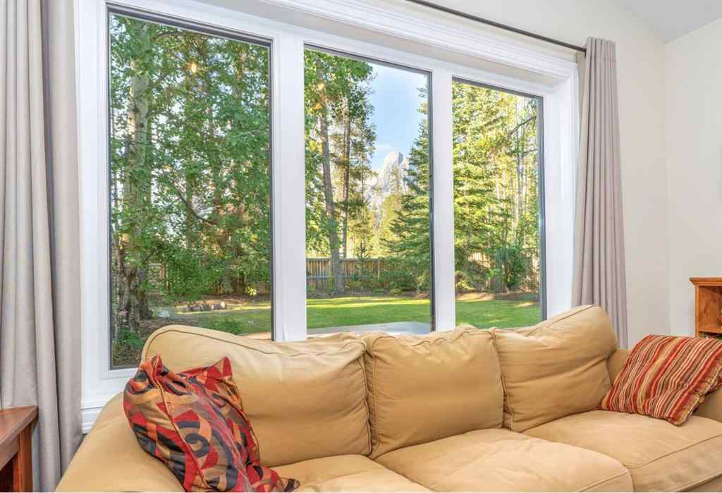 MLS® A2236866 - 4 Woodside Lane  in Lions Park Canmore, Residential