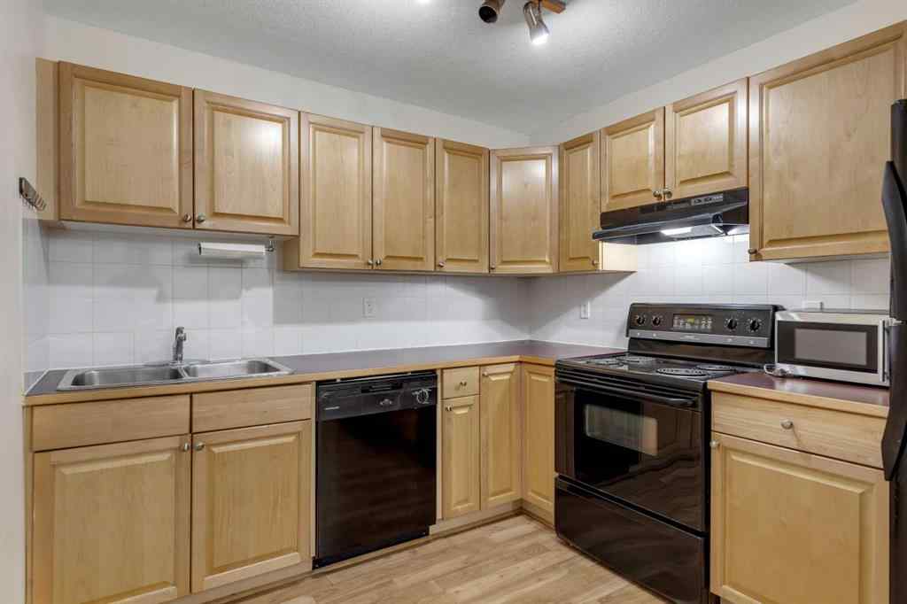 MLS® A2236876 - Unit #108 1528 11 Avenue SW in Sunalta Calgary, Residential