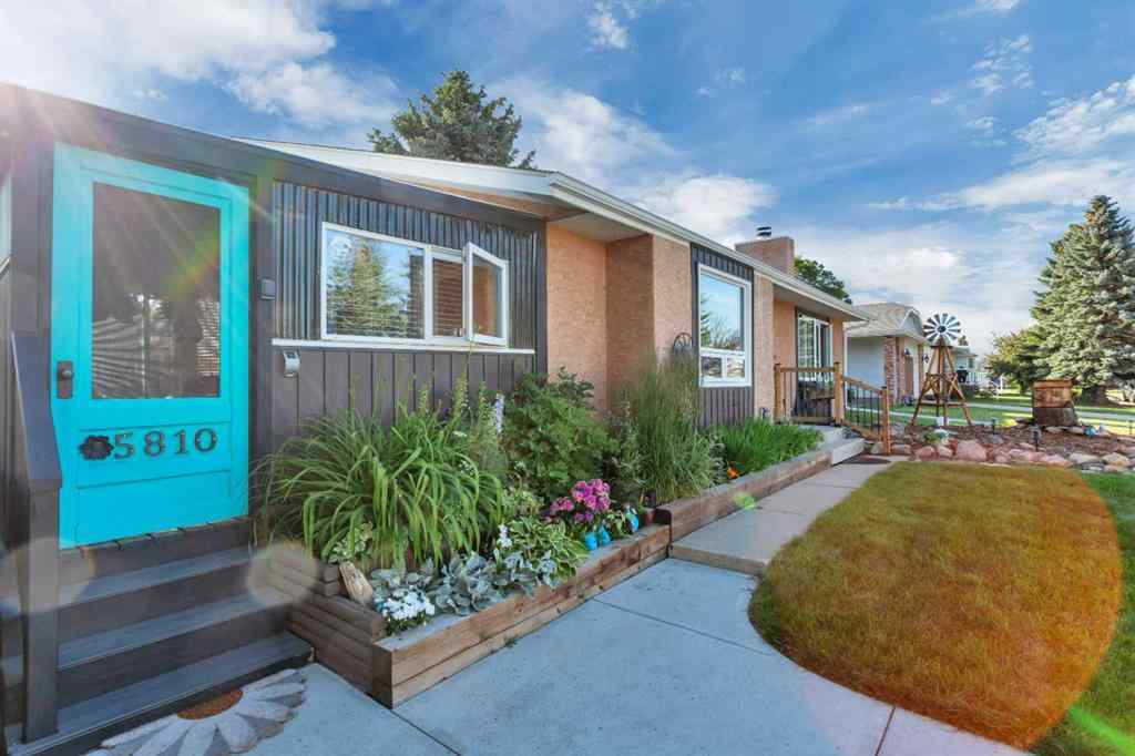 MLS® A2236881 - 5810 60 Street  in Lucas Heights Ponoka, Residential