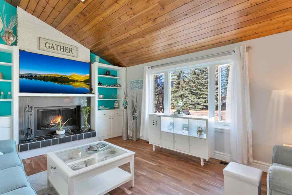 MLS® A2236881 - 5810 60 Street  in Lucas Heights Ponoka, Residential