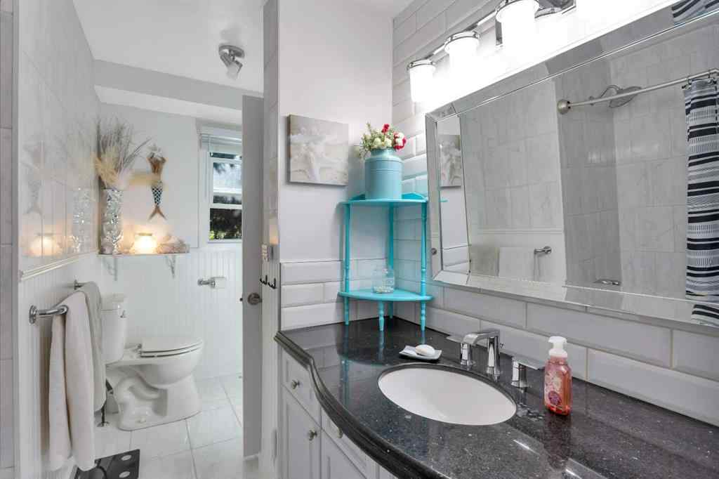 MLS® A2236881 - 5810 60 Street  in Lucas Heights Ponoka, Residential