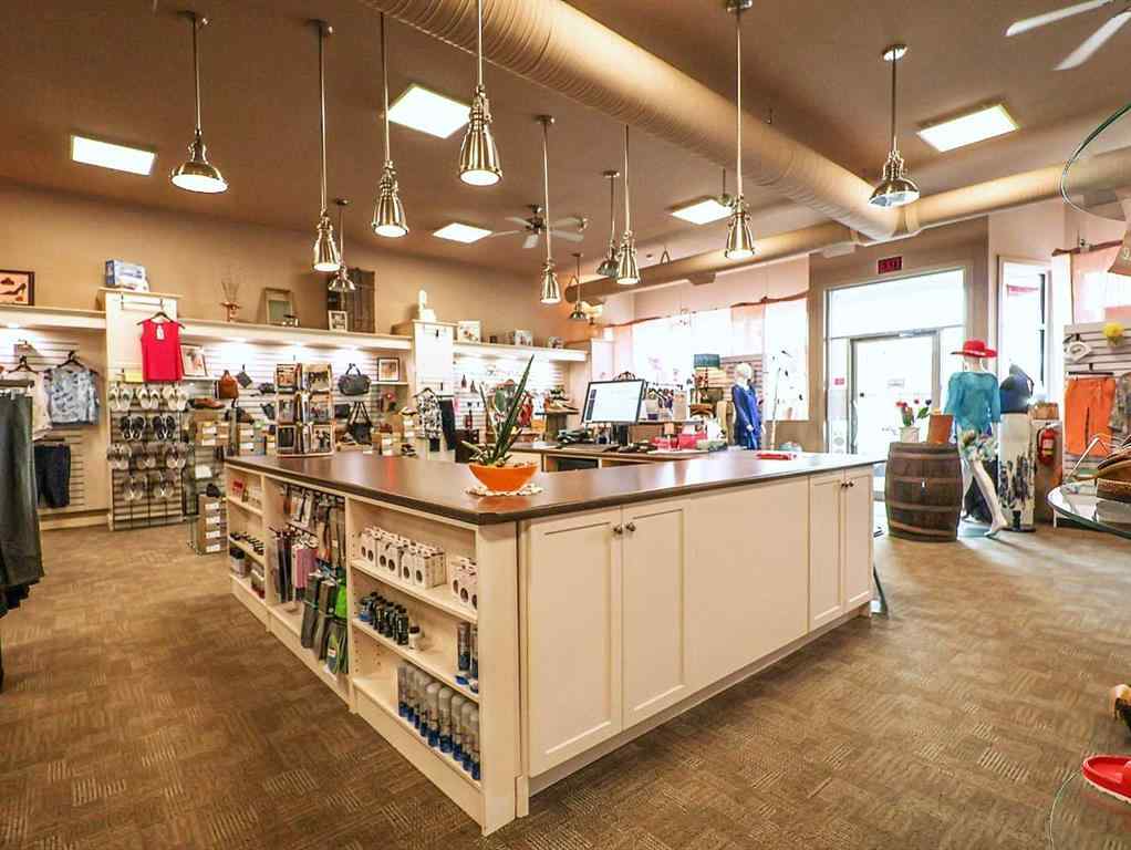 MLS® A2236885 - 4817 50 Street  in Downtown East Stettler, Commercial