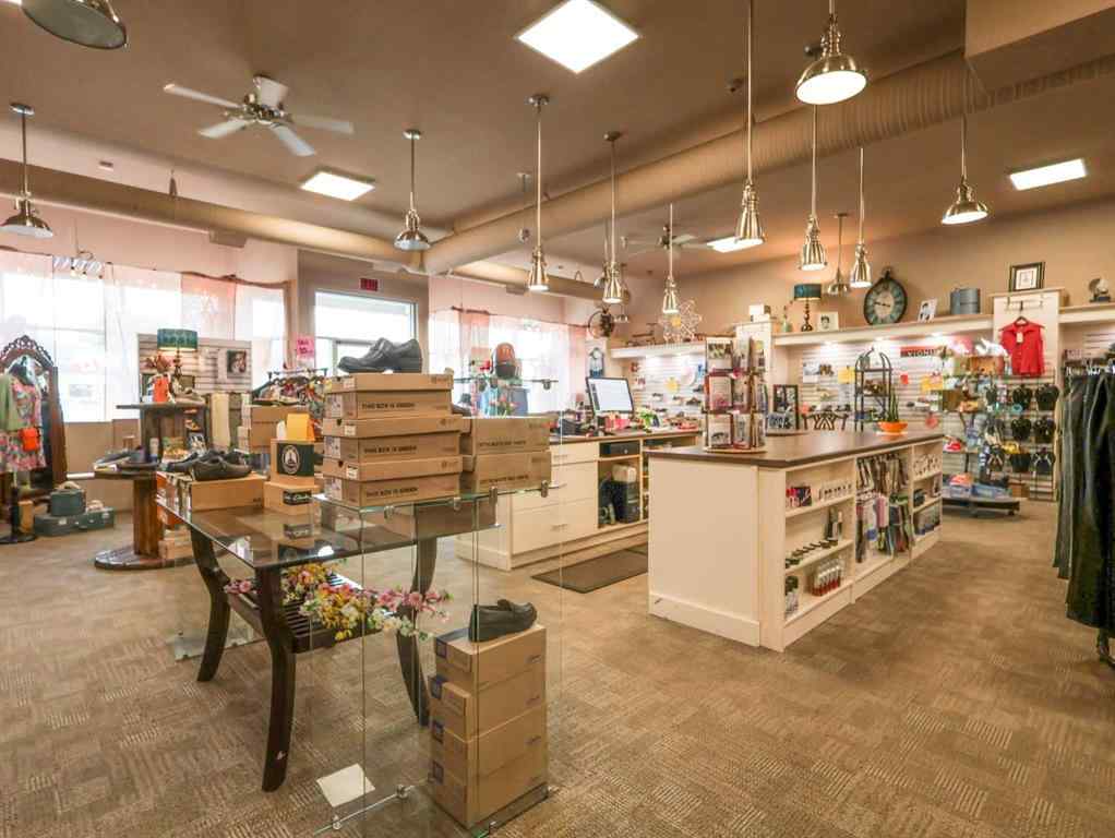 MLS® A2236885 - 4817 50 Street  in Downtown East Stettler, Commercial