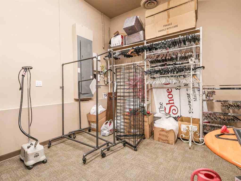 MLS® A2236885 - 4817 50 Street  in Downtown East Stettler, Commercial