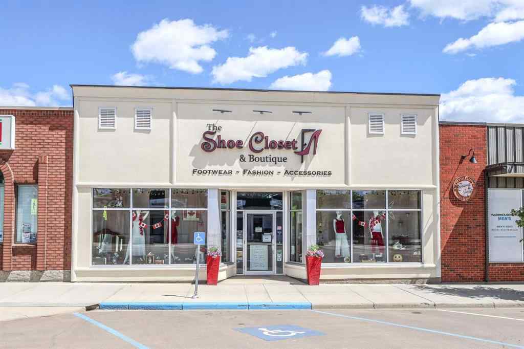 MLS® A2236885 - 4817 50 Street  in Downtown East Stettler, Commercial