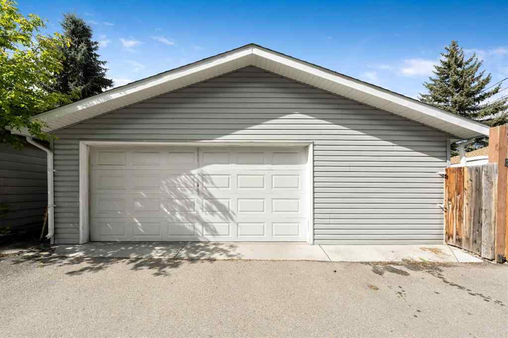 MLS® A2236890 - 8555 Addison Place SE in Acadia Calgary, Residential