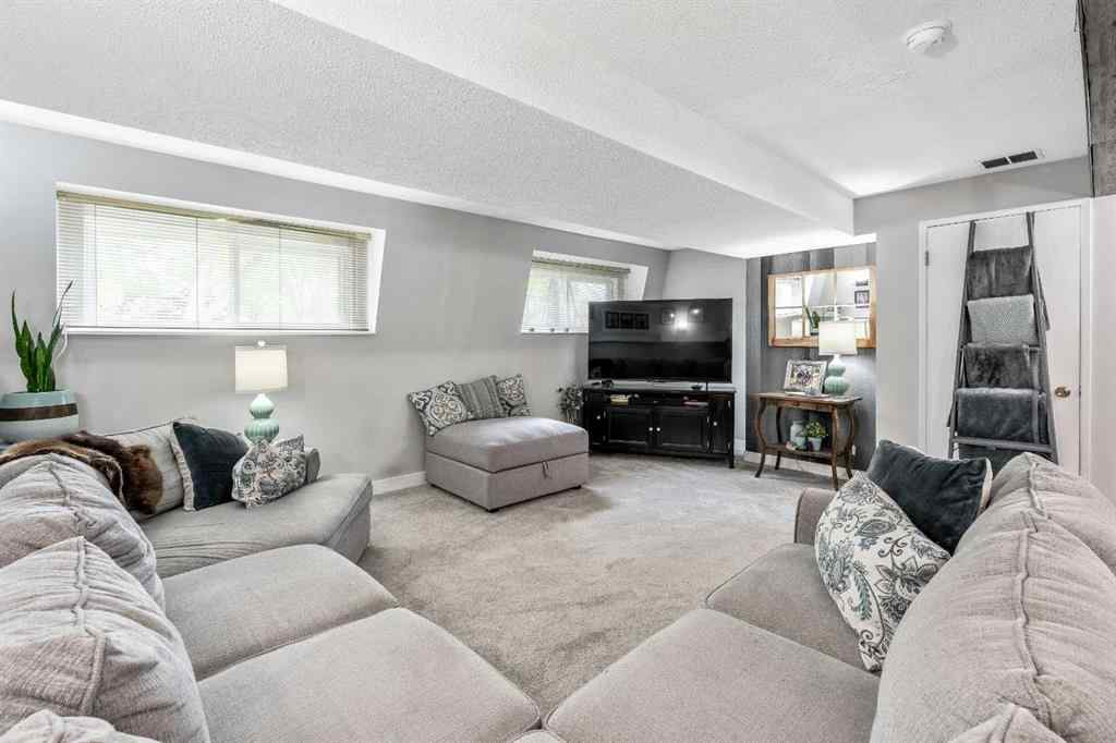 MLS® A2236890 - 8555 Addison Place SE in Acadia Calgary, Residential