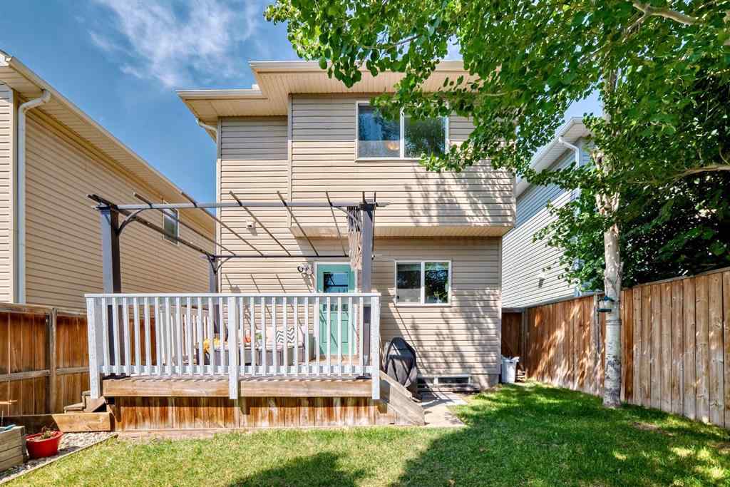 MLS® A2236910 - 401 Cranberry Circle SE in Cranston Calgary, Residential
