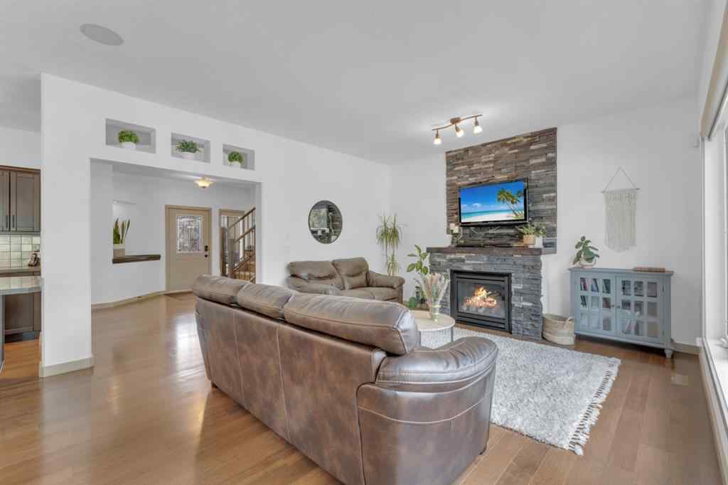 MLS® A2236917 - 68 Sutherland Close  in Sunnybrook South Red Deer, Residential