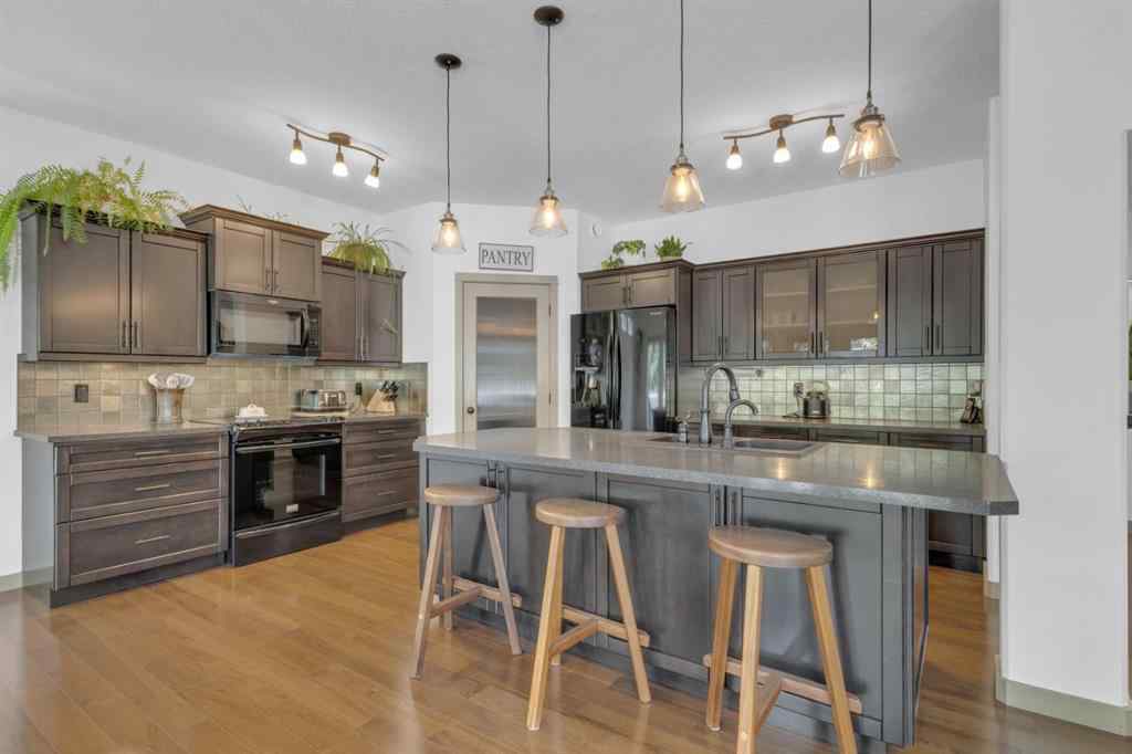 MLS® A2236917 - 68 Sutherland Close  in Sunnybrook South Red Deer, Residential
