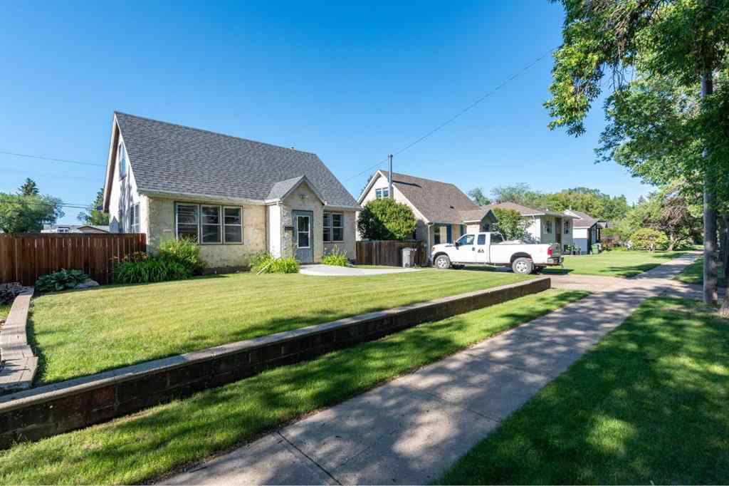 MLS® A2236923 - 5412 50 Street  in West Lloydminster Lloydminster, Residential