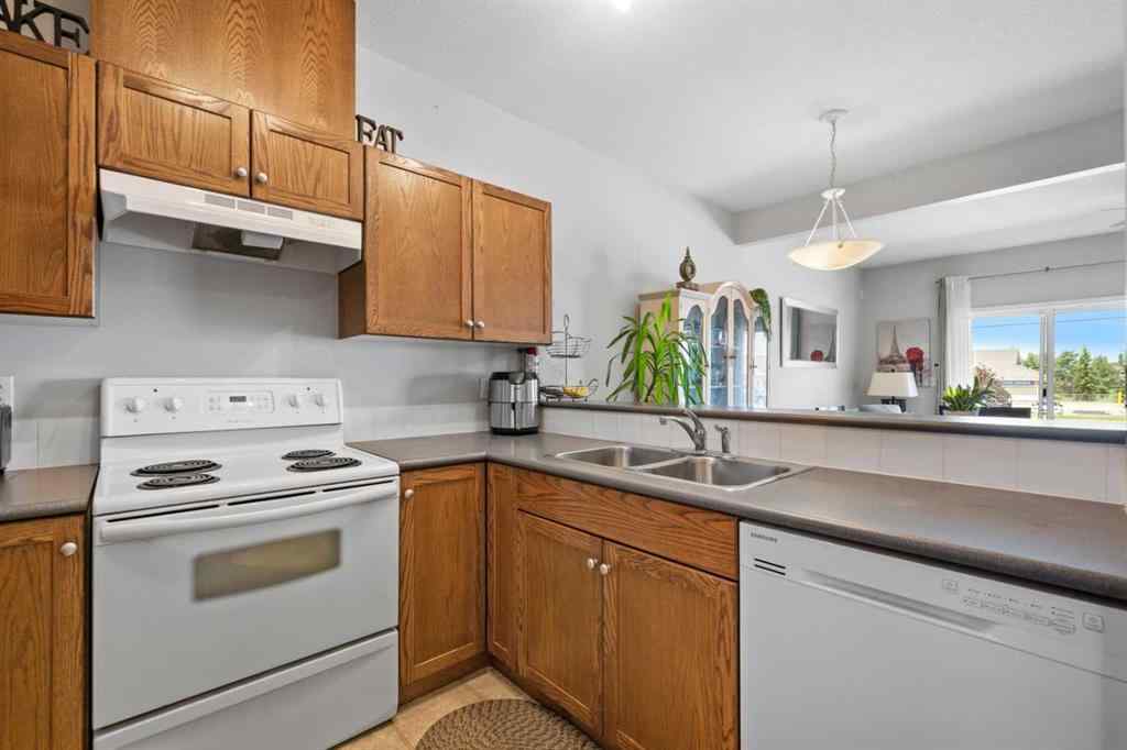 MLS® A2236926 - Unit #702 720 Willowbrook Road NW in Willowbrook Airdrie, Residential