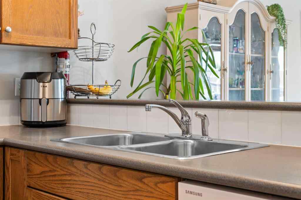 MLS® A2236926 - Unit #702 720 Willowbrook Road NW in Willowbrook Airdrie, Residential