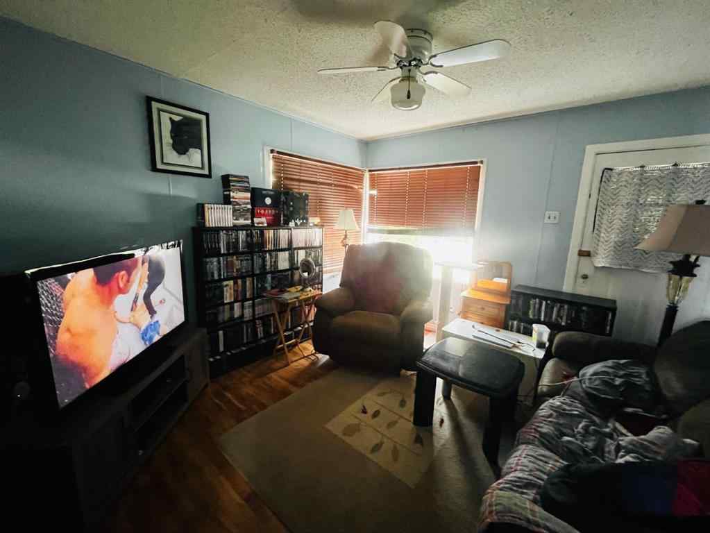 MLS® A2236927 - 4624 49 Avenue  in Vermilion Vermilion, Residential