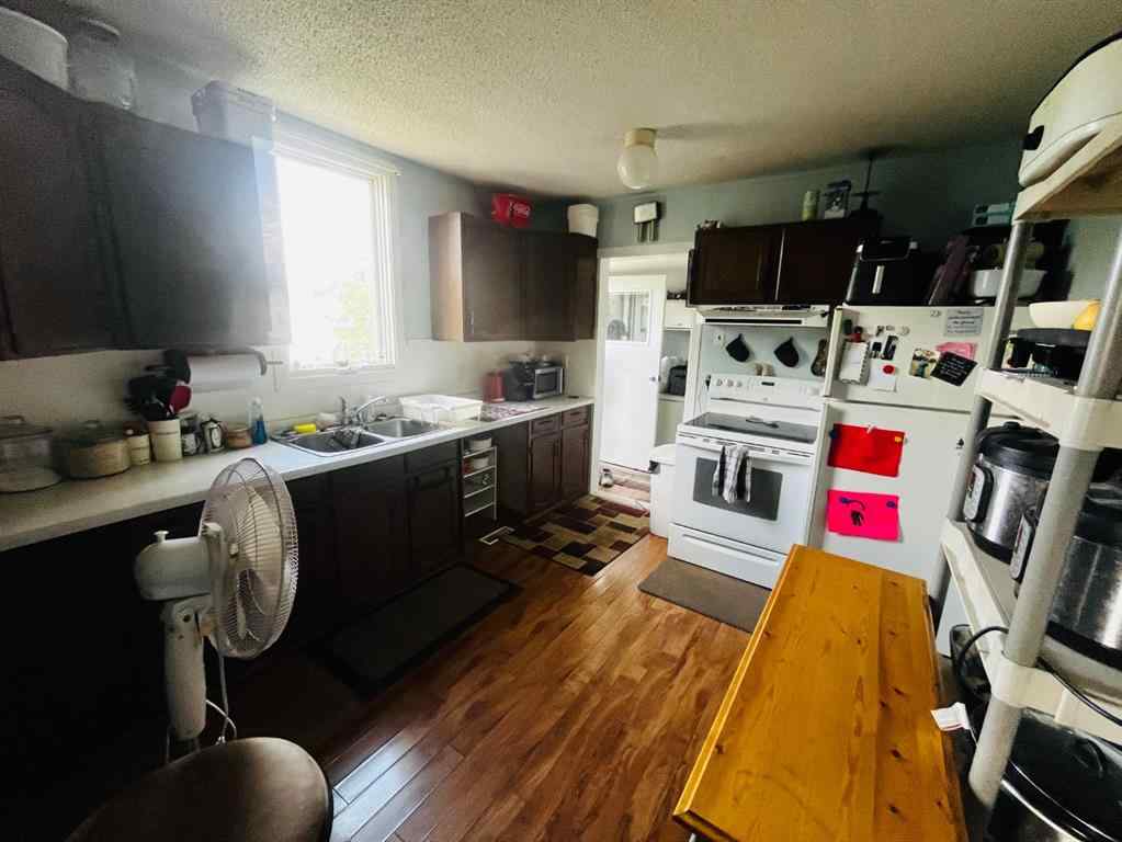 MLS® A2236927 - 4624 49 Avenue  in Vermilion Vermilion, Residential