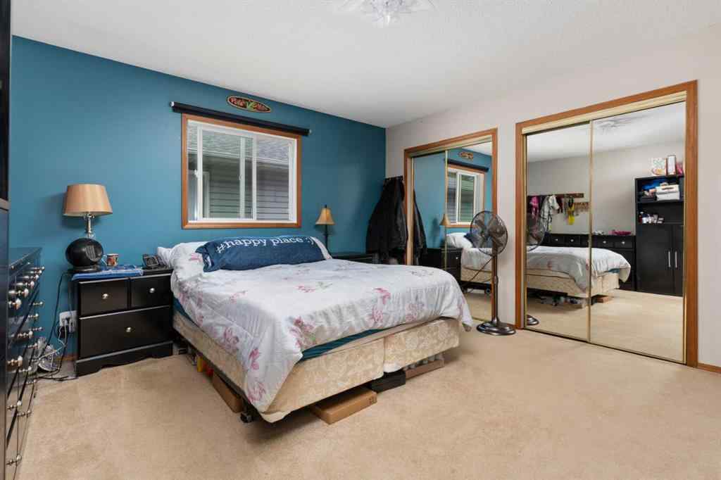MLS® A2236928 - 5424 60 Street  in Victoria Park Camrose, Residential