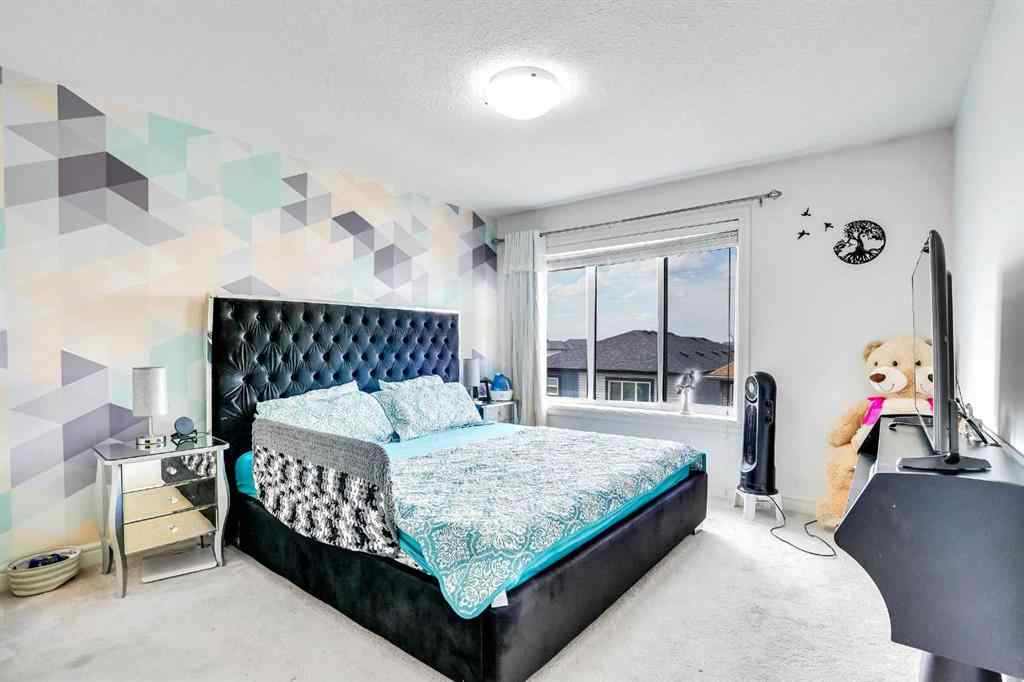 MLS® A2236935 - 170 Savanna Walk NE in Saddle Ridge Calgary, Residential