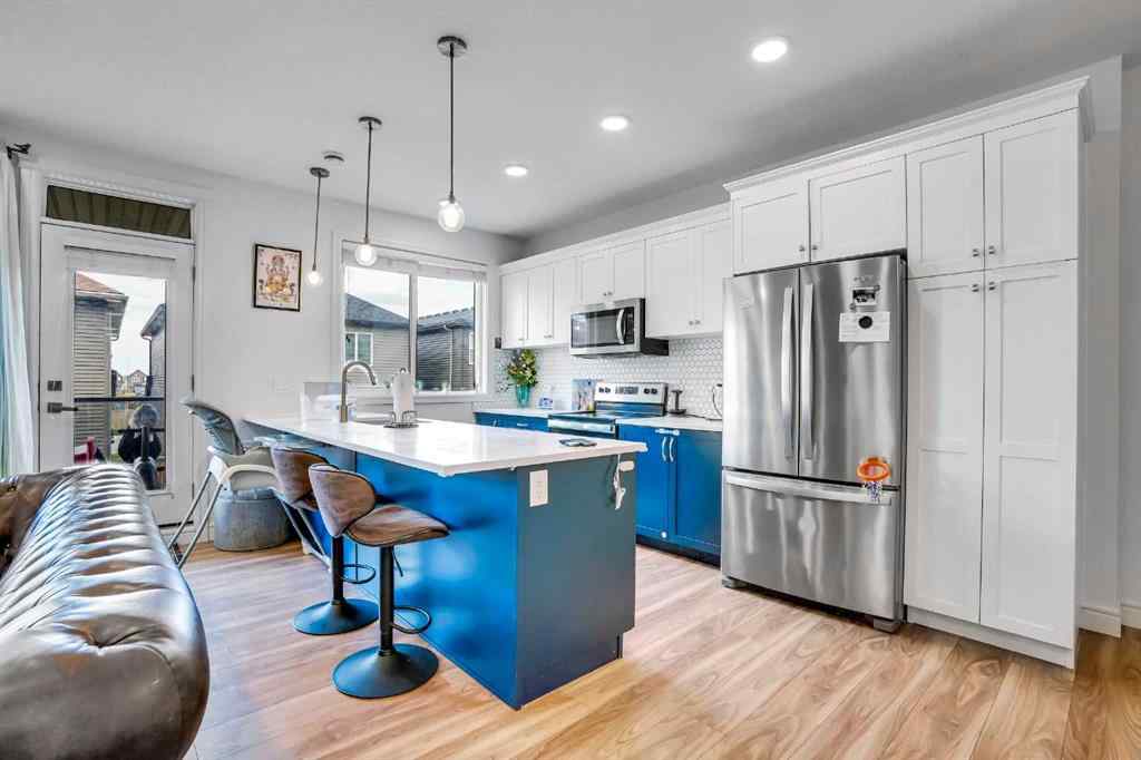 MLS® A2236935 - 170 Savanna Walk NE in Saddle Ridge Calgary, Residential