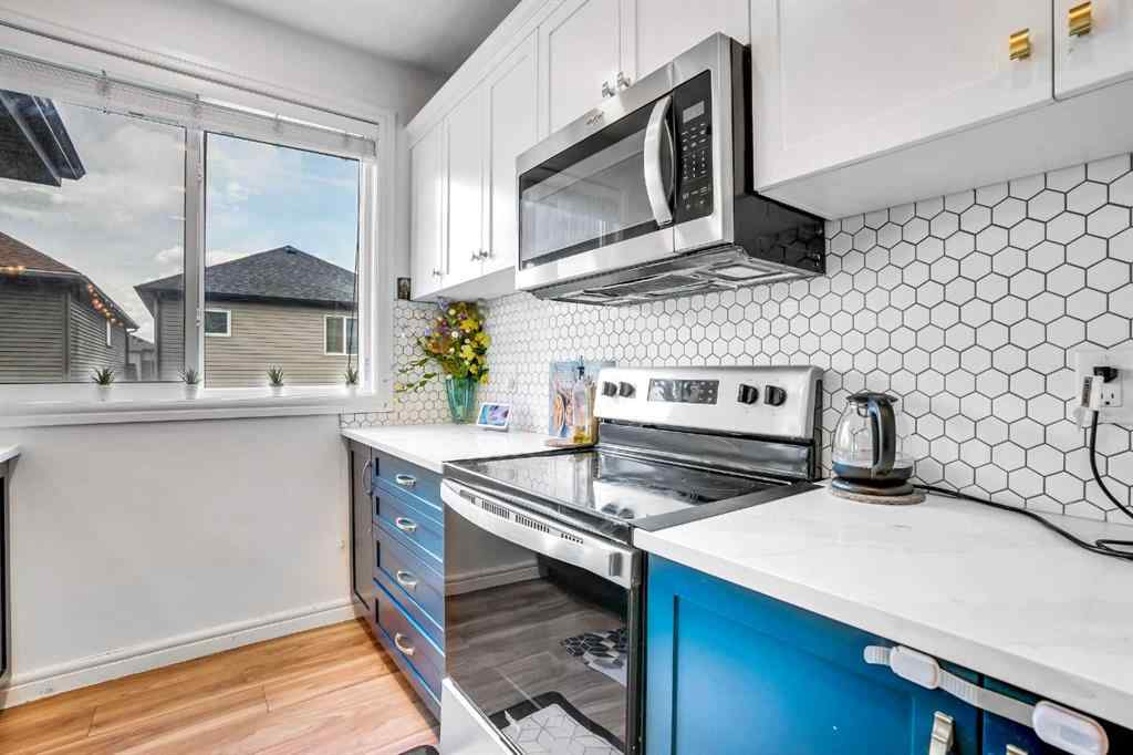 MLS® A2236935 - 170 Savanna Walk NE in Saddle Ridge Calgary, Residential