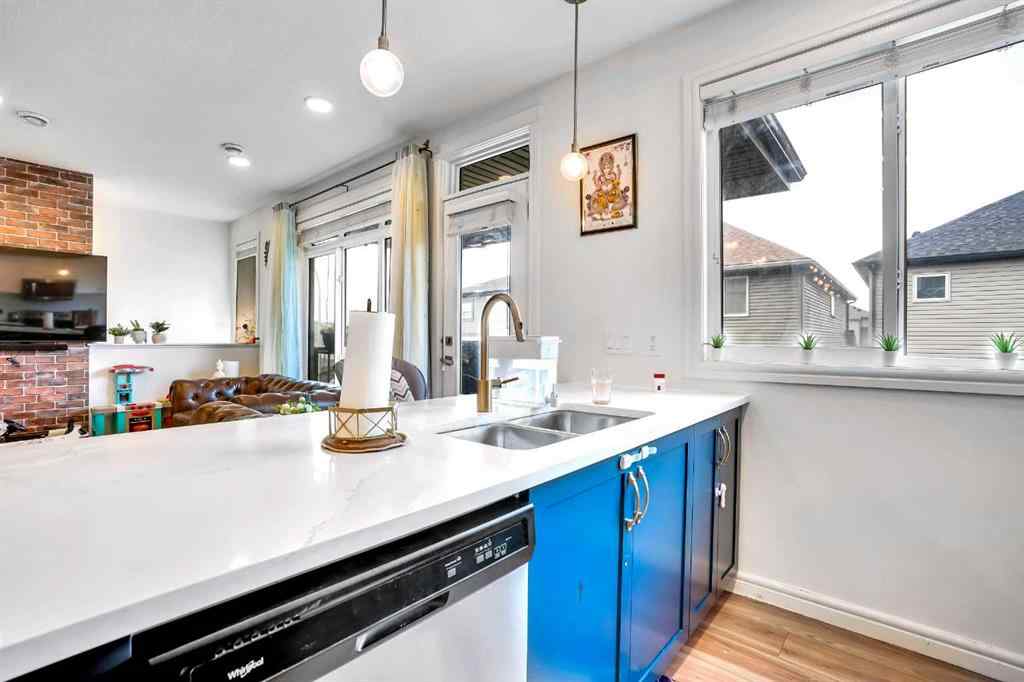 MLS® A2236935 - 170 Savanna Walk NE in Saddle Ridge Calgary, Residential