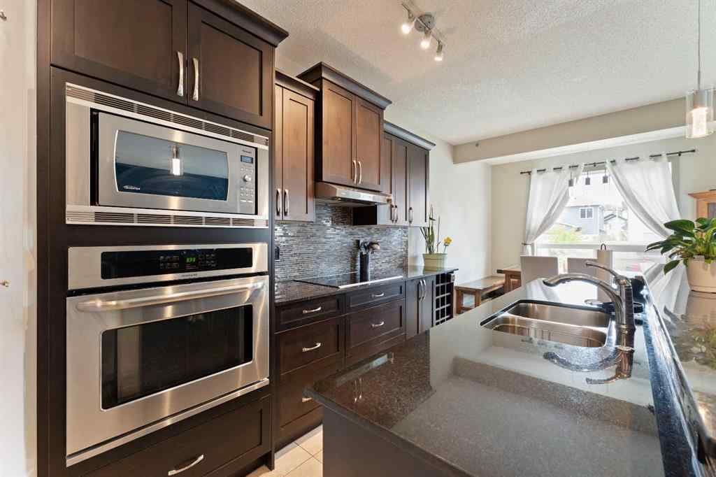 MLS® A2236945 - 166 Hillcrest Circle SW in Hillcrest Airdrie, Residential