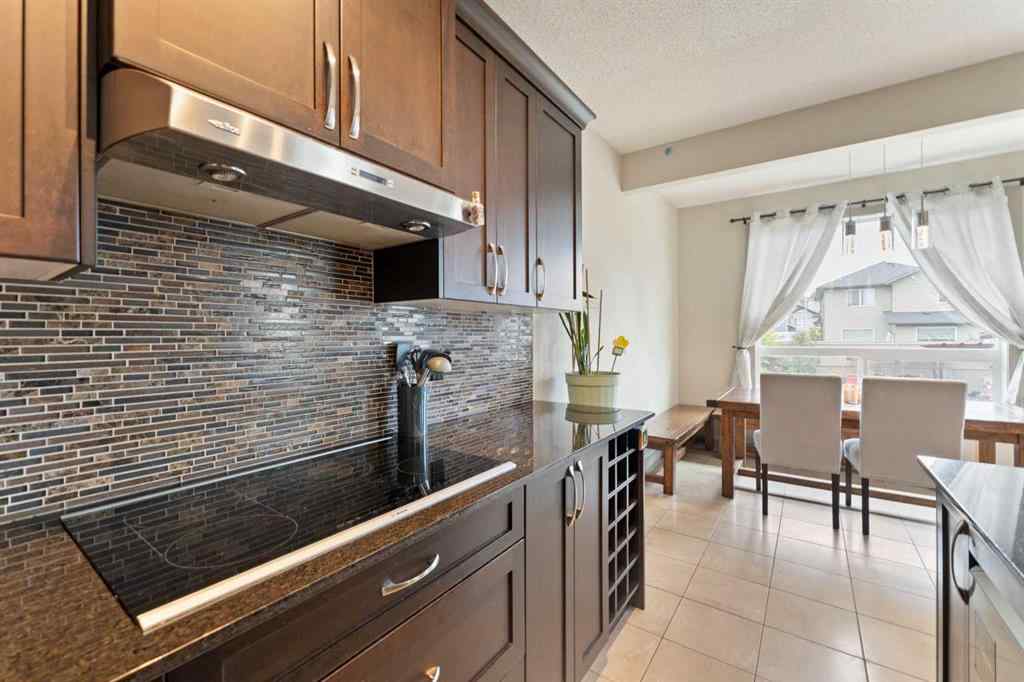 MLS® A2236945 - 166 Hillcrest Circle SW in Hillcrest Airdrie, Residential