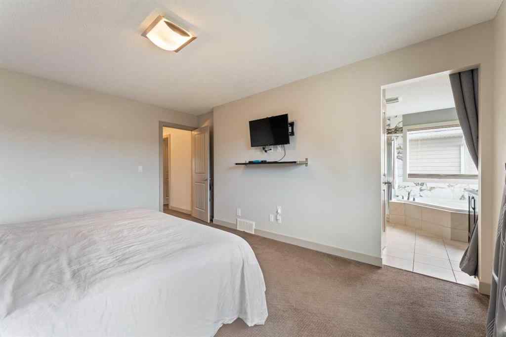 MLS® A2236945 - 166 Hillcrest Circle SW in Hillcrest Airdrie, Residential