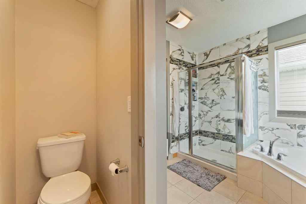 MLS® A2236945 - 166 Hillcrest Circle SW in Hillcrest Airdrie, Residential