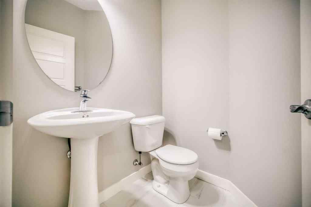 MLS® A2236954 - 669 Nolan Hill Boulevard NW in Nolan Hill Calgary, Residential
