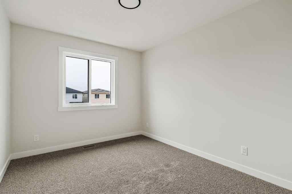 MLS® A2236992 - 1006 Chinook Winds Meadow SW in Chinook Gate Airdrie, Residential