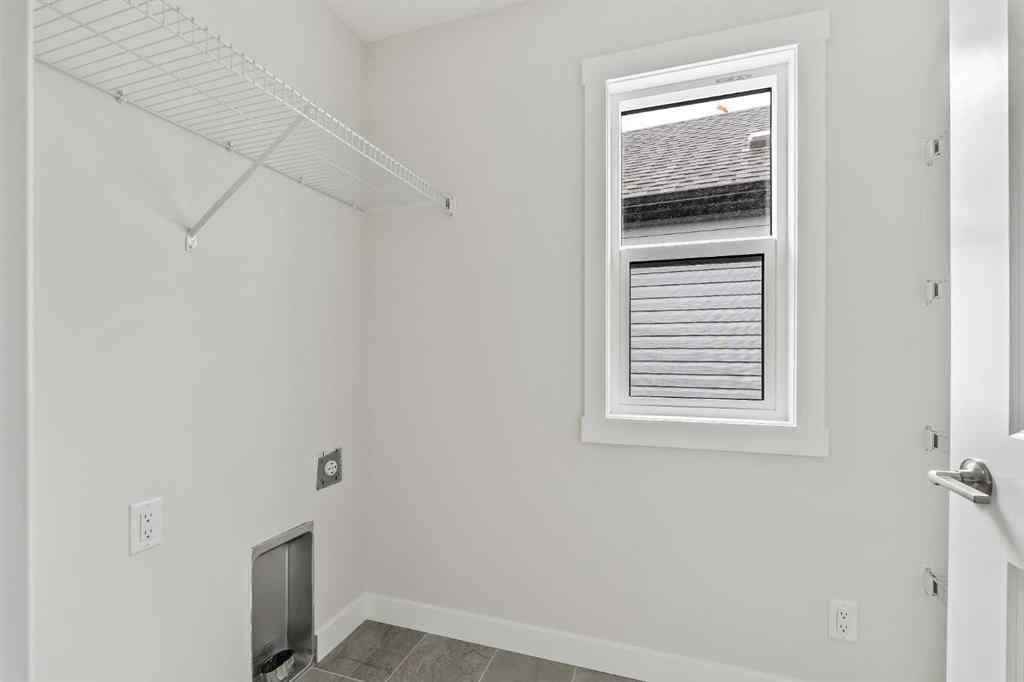 MLS® A2236992 - 1006 Chinook Winds Meadow SW in Chinook Gate Airdrie, Residential