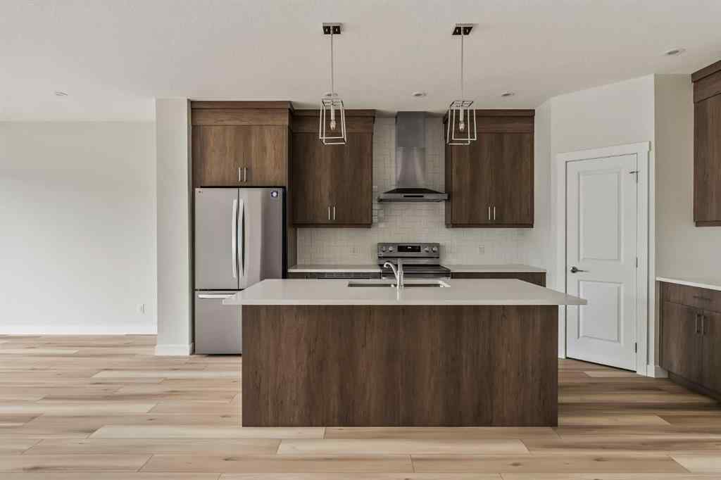 MLS® A2236992 - 1006 Chinook Winds Meadow SW in Chinook Gate Airdrie, Residential